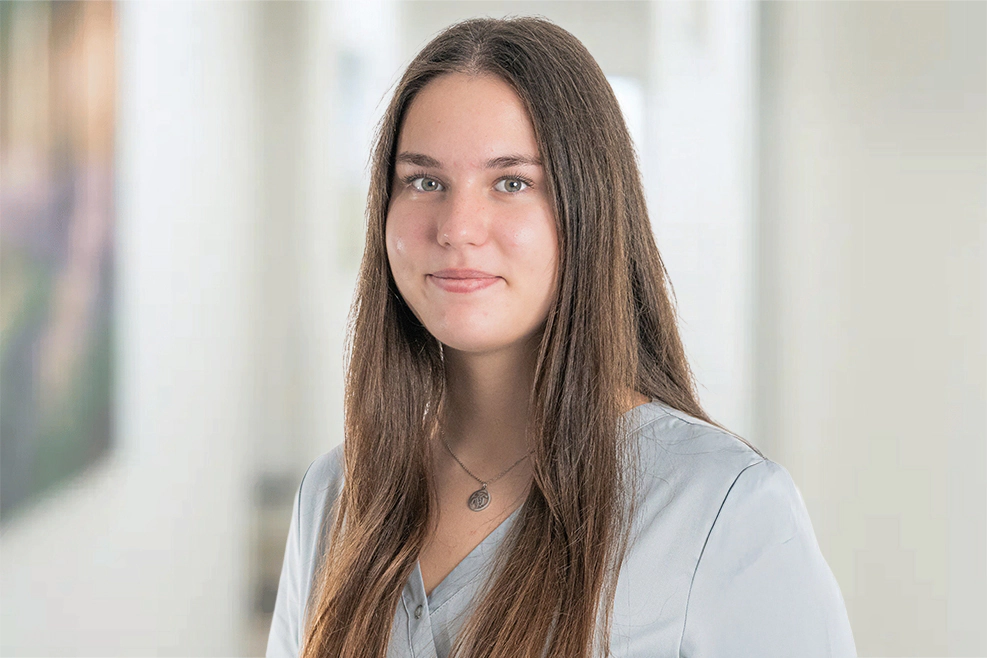 A. Ossadchuk – Assistenz bei DEIN DENTAL Stammham